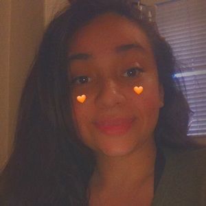 Meet your Posher, Geneive